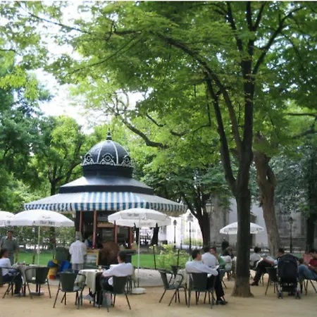 Relax Pool - Free Parking Garage Apartmán *