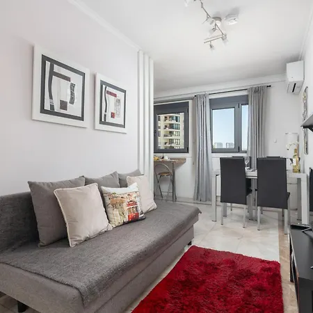 Appartement Relax Pool - Free Parking Garage