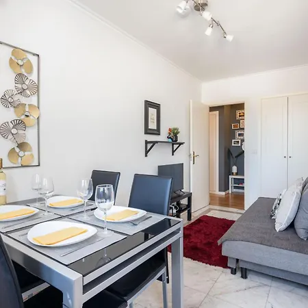 Apartamento Relax Pool - Free Parking Garage *