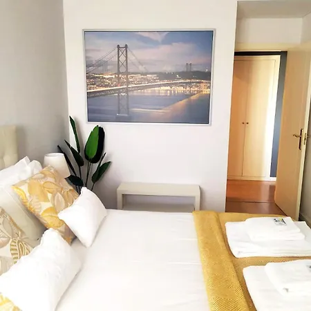 Relax Pool - Free Parking Garage Лісабон