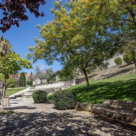 Relax Pool - Free Parking Garage Апартаменти